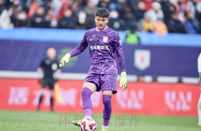 李昊力保球门不失 中国队战平出线